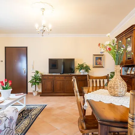 Mricky House Appartamento *